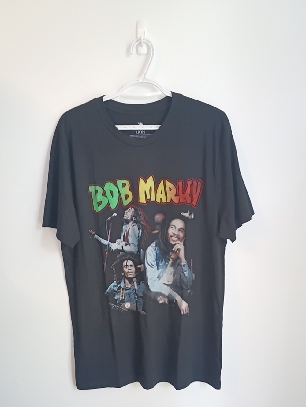Bob Marley Black Graphic Tee - Classic Band Shirt Dead Stock Large Kaya Fest